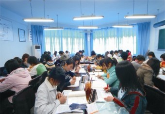 四川省经济贸易学校的上课环境