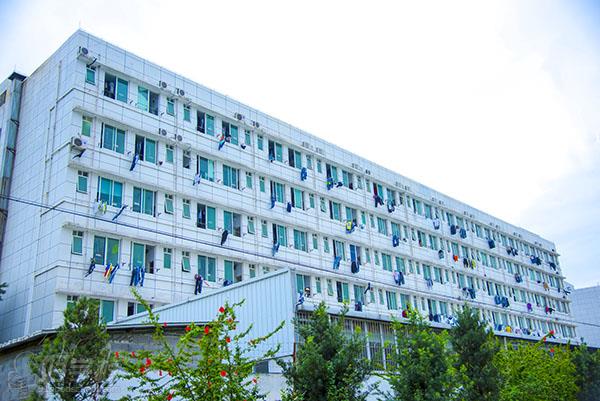 广州市电子商务技工学校宿舍大楼