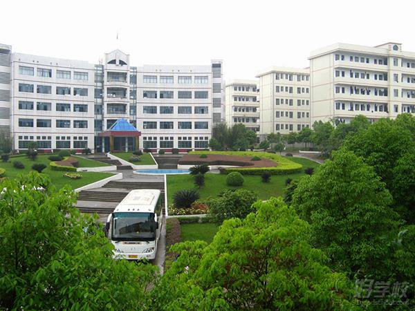 郴州技师学院-校园环境