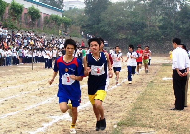 学生长跑比赛